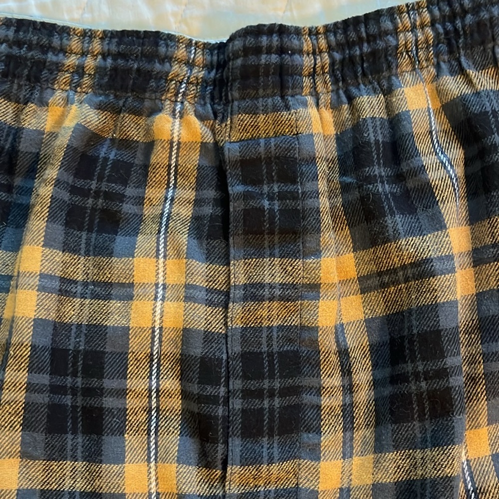 Wofford College Plaid Flannel Lounge Shorts - Picture 4 of 5